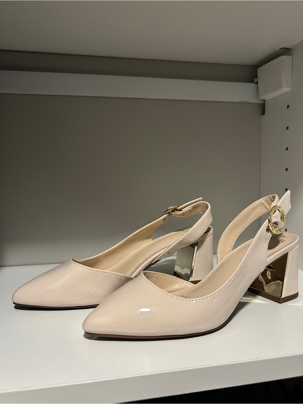 Jones New York Nude Patent Slingback Pointed-Toe Block Heels Gold Hardware - US8